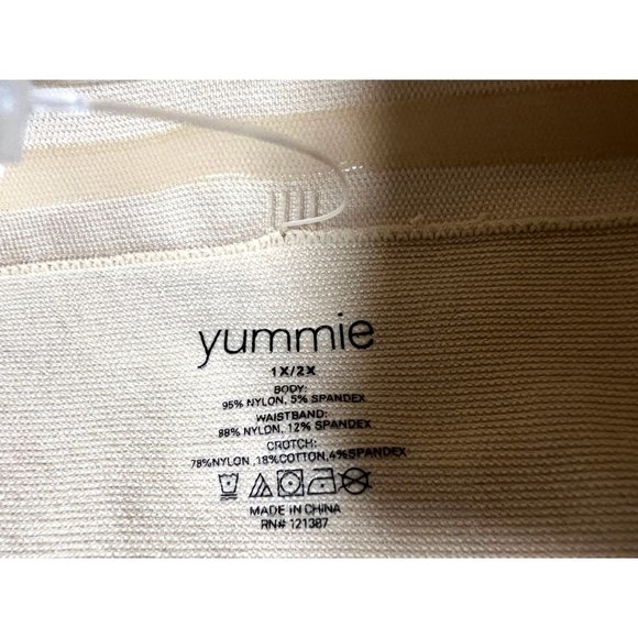 Yummie Tummie Ultralight Seamless Shaping Shorts Frappe Size 1X 2X NWT IMPERFECT - Picture 6 of 10